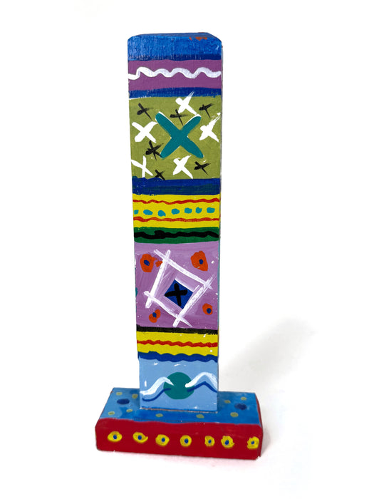 Colorful Totem Stand 1