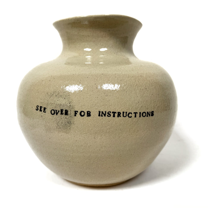 How to Understand This Vase