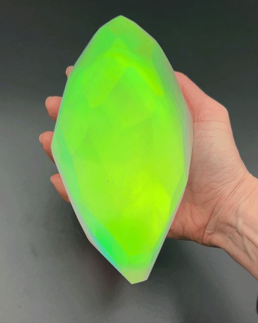 XXL Emerald Lux Captus Crystal